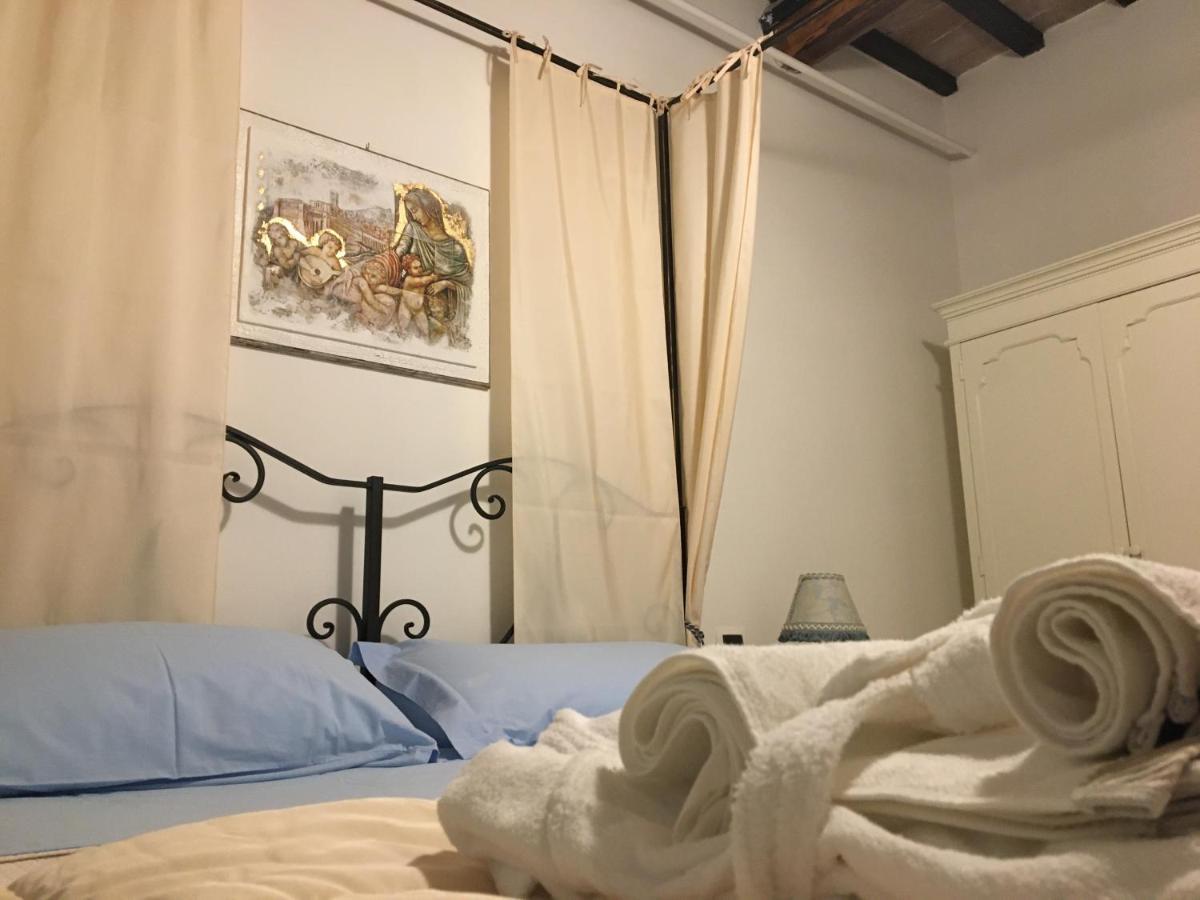 הוילה נוצ'רה אומברה Residenza Il Duomo מראה חיצוני תמונה
