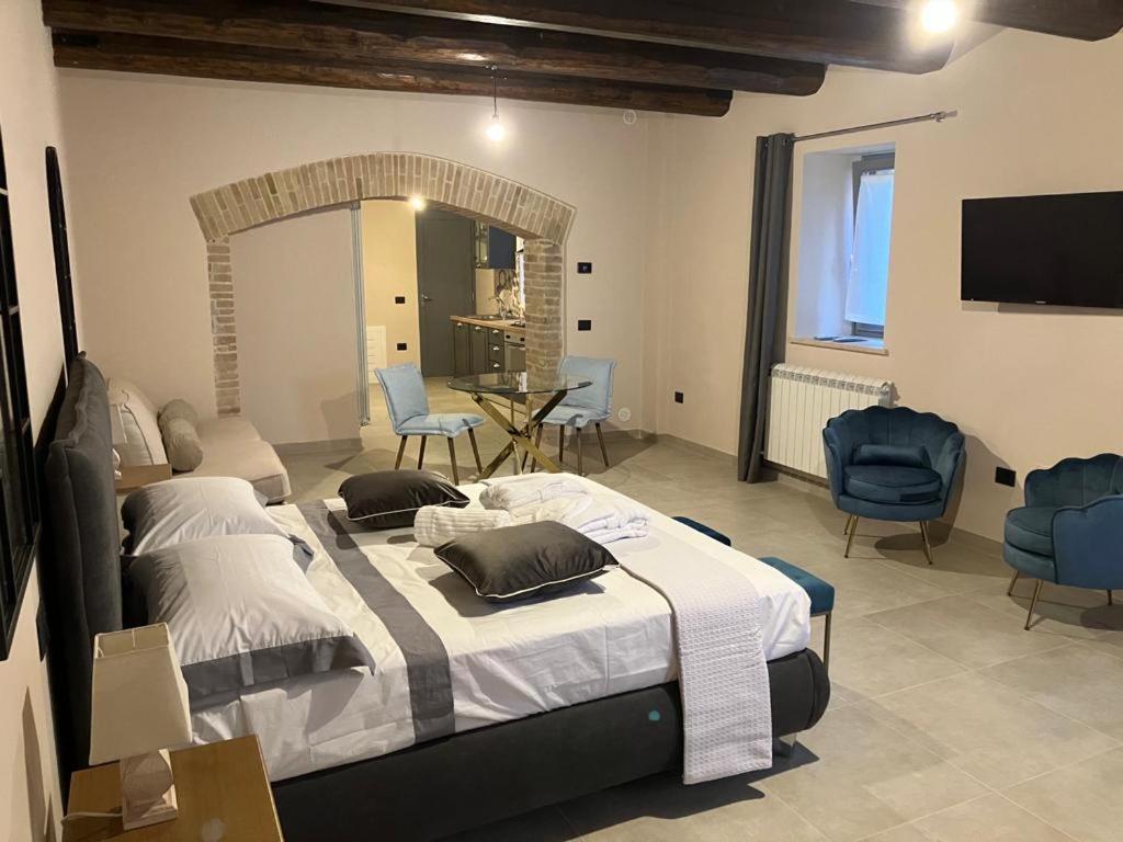 הוילה נוצ'רה אומברה Residenza Il Duomo מראה חיצוני תמונה